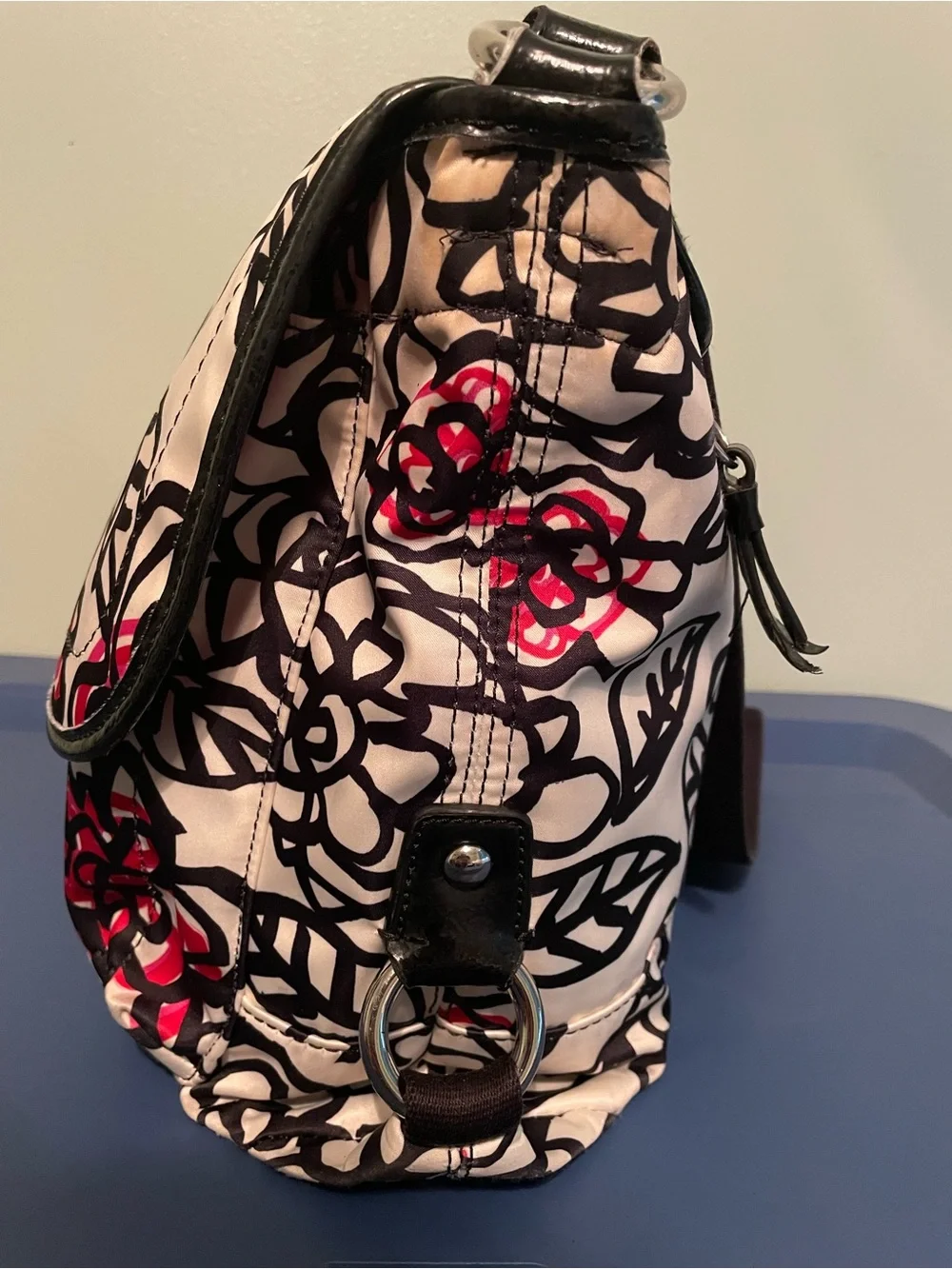 Coach Floral Foldover / Cross-body in White, Black, Red & Hot Pink - Picture 3 of 16